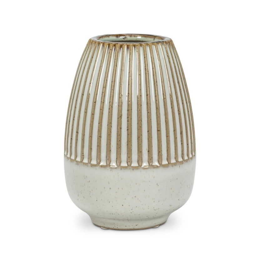 Small Ribbed Vase (2 Styles)