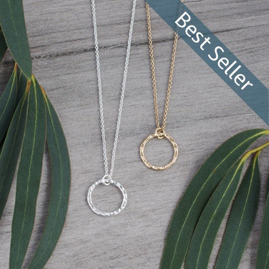 Simple Circle Necklace in Silver